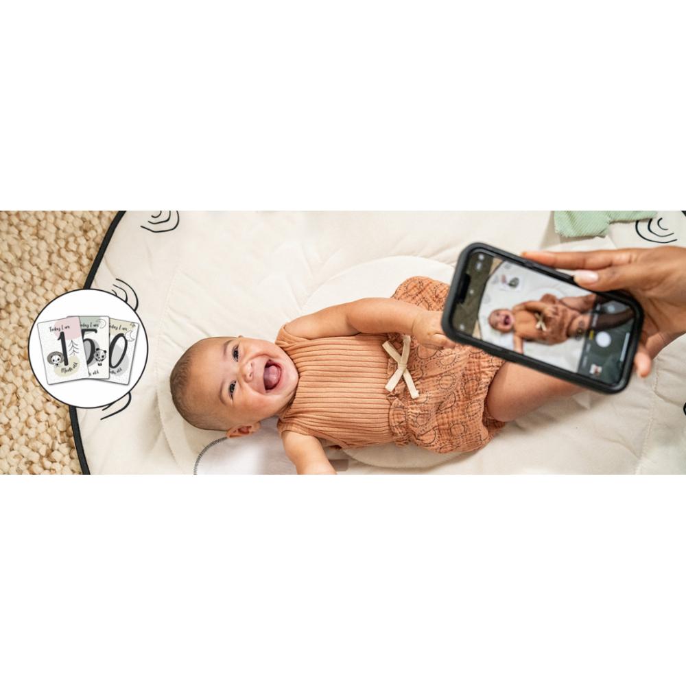 Tiny Luxe Gymini Black&White decor
