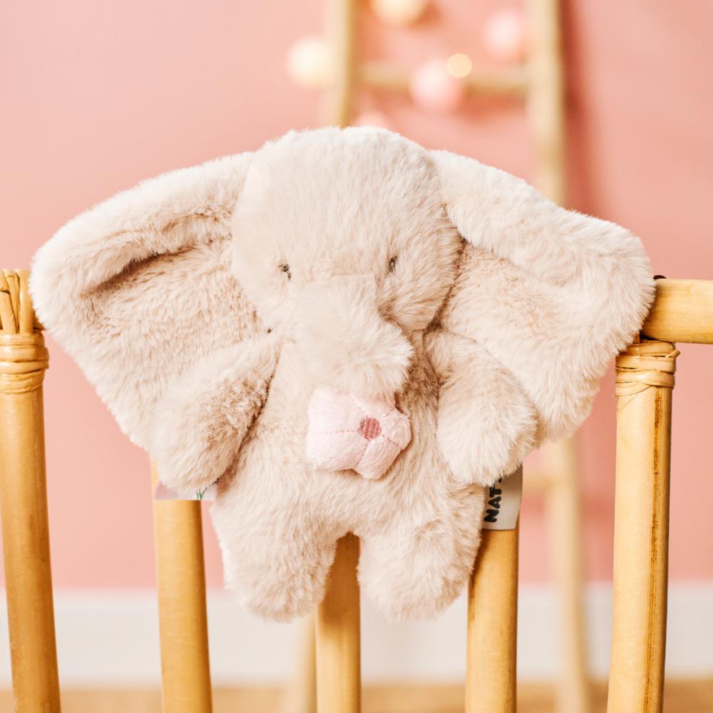 Nattou Soittorasia renkaalla - Fanfan norsu sand