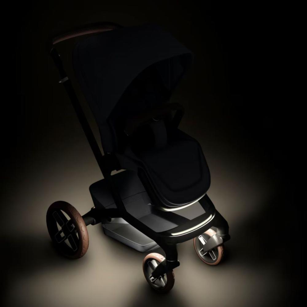 MC Fame Sittvagn, Twillic Graphite