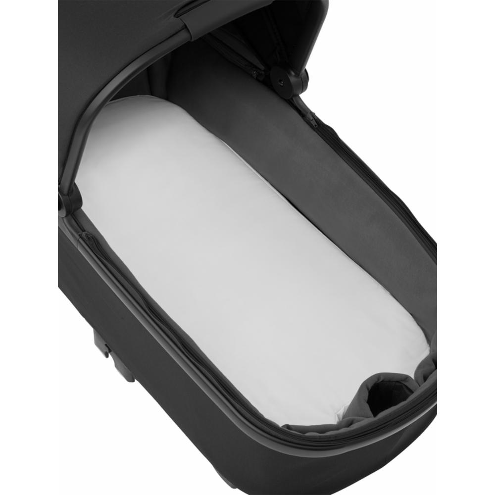 Maxi-Cosi Plaza + Yhdistelmävaunut - Essential Graphite