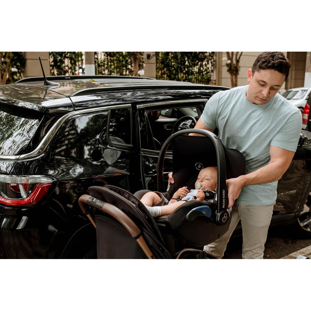 Maxi-Cosi EVA Matkarattaat - Essential Black/Champagne