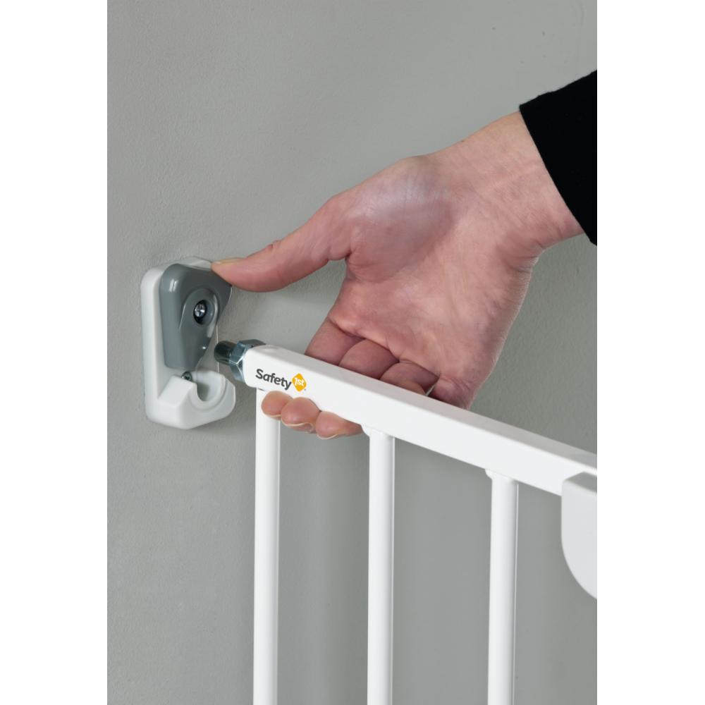 Safety 1st Wall Fix Metal Gate