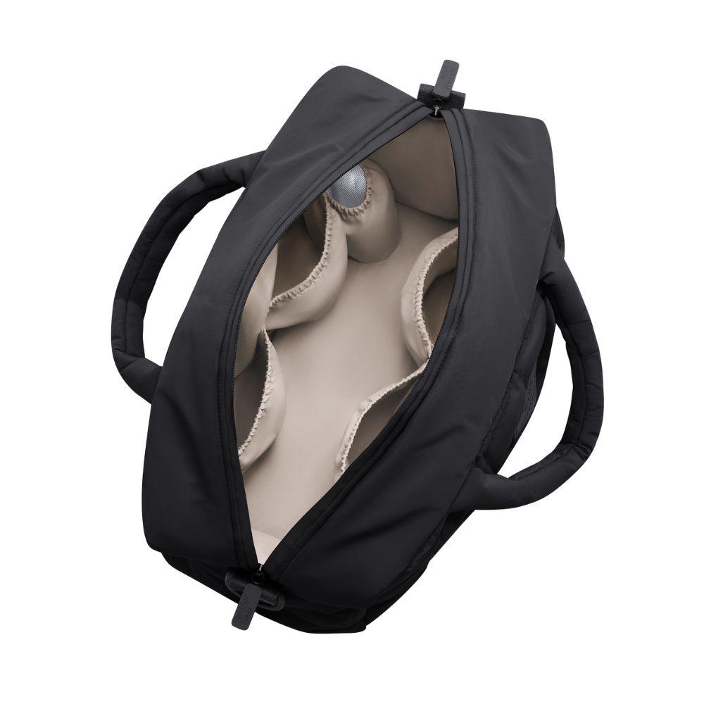 Britax Hoitolaukku x Done By Deer Carbon Black