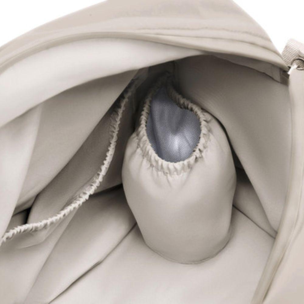 Britax Hoitolaukku x Done By Deer - Teak