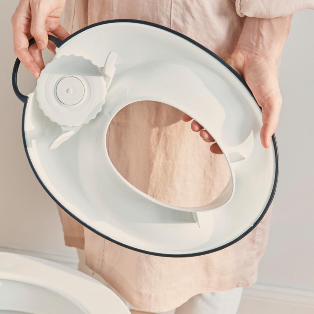 Baby Björn WC-supistaja, Valk&Musta