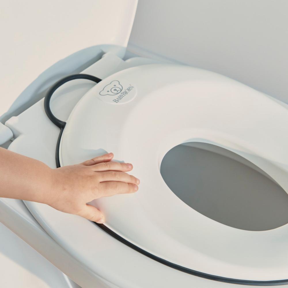 Baby Björn WC-supistaja, Valk&Musta