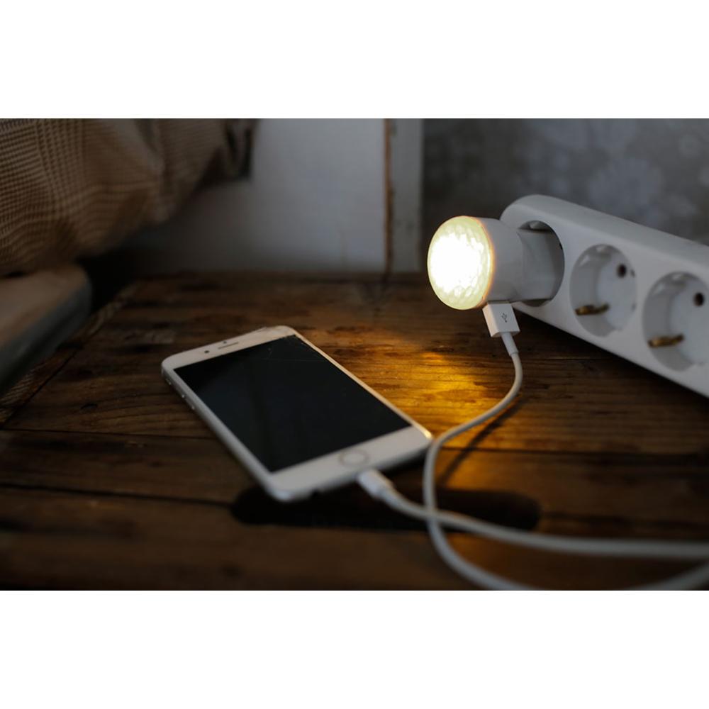 Capidi Nightlight+USB charger 2,1A