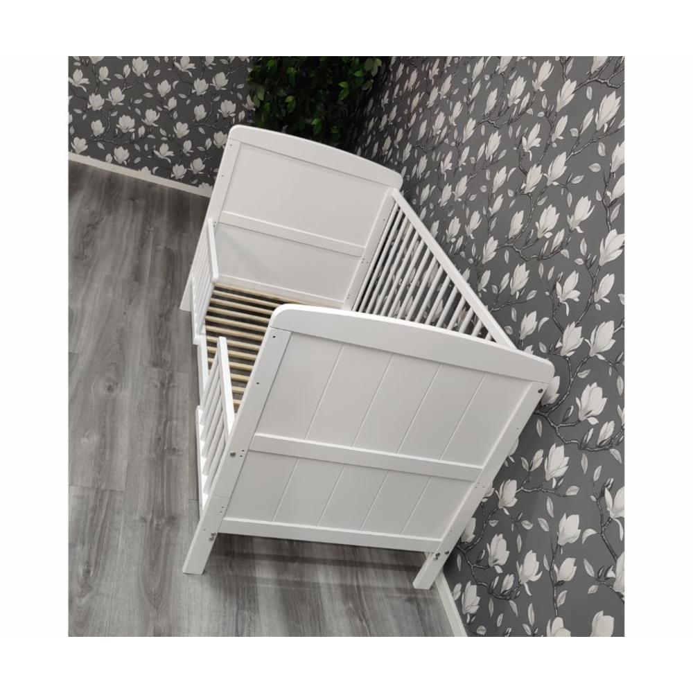 Mateo Pinnasänky 140x70cm + Juniorlaita