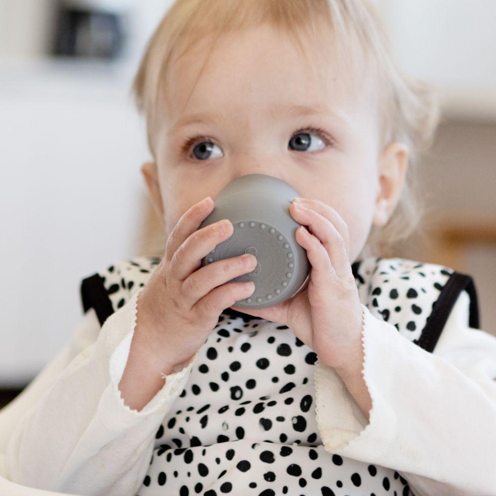 ezpz Tiny Cup Ensimuki - Gray