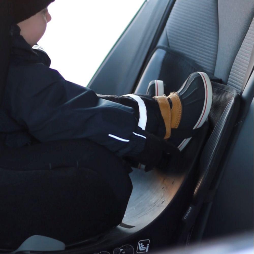 Emma Penkin Isofix Kurasuoja, Musta