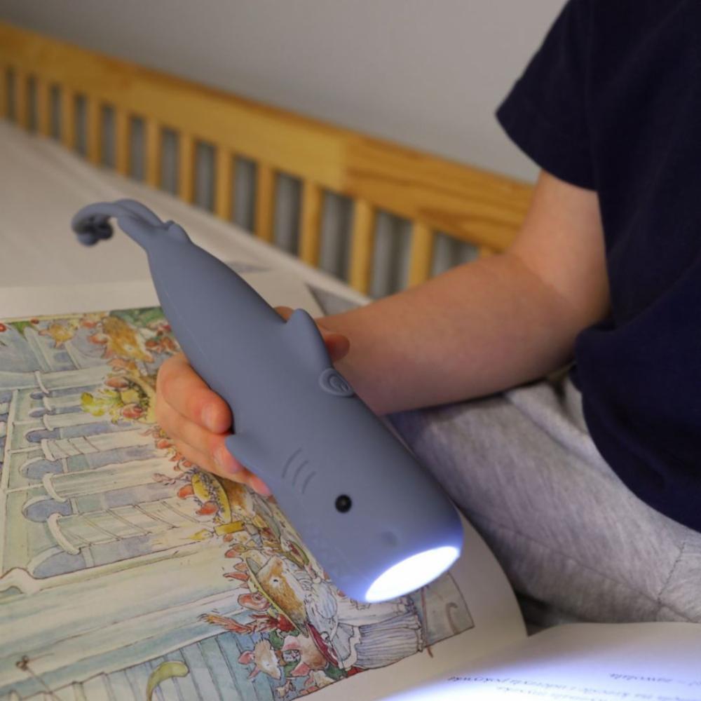 Rabbit&Friends Silikoninen Lasten Taskulamppu - Hai