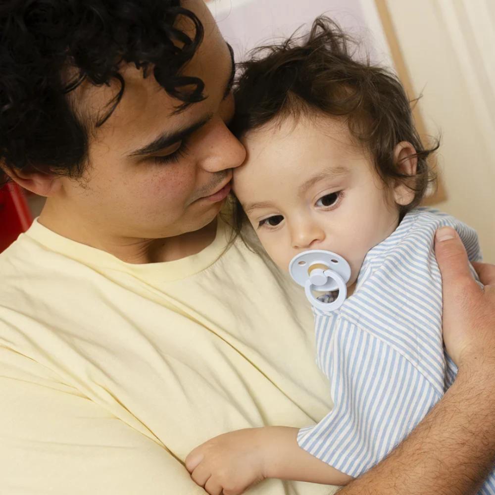 Bibs Colour Anatominen luonnonkumitutti 6-18kk - Baby Blue