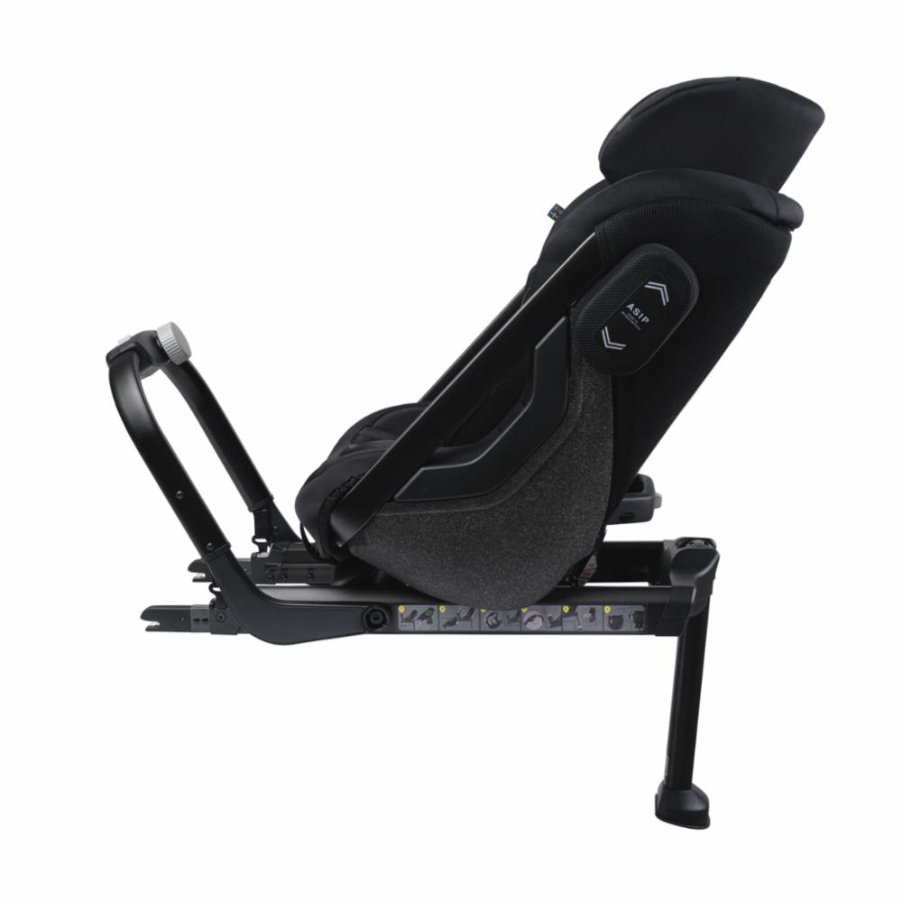 Axkid One 2 61-125cm Turvaistuin - Tar Black